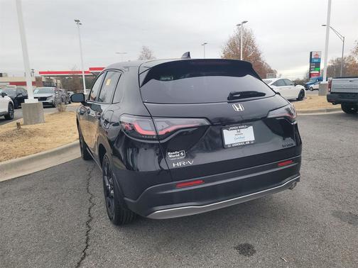 2025 Honda HR-V 2WD Sport