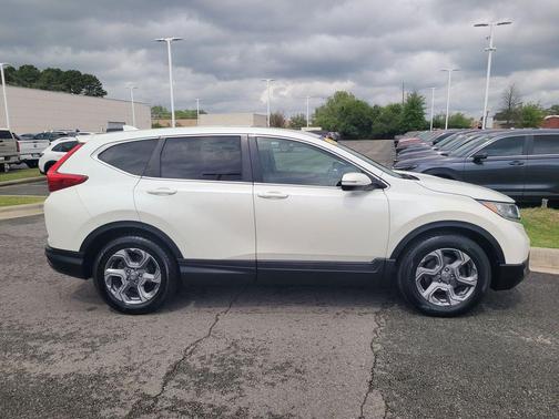 White Diamond Pearl 2017 Honda CR-V EX-L