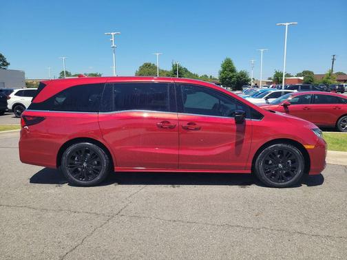 Radiant Red Metallic II 2026 Honda Odyssey Sport-L