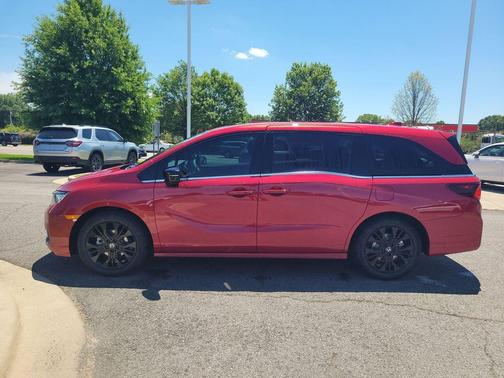 Radiant Red Metallic II 2026 Honda Odyssey Sport-L