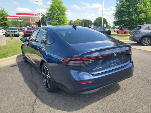 Canyon River Blue Metallic 2026 Honda Accord SE