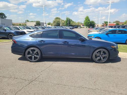 Canyon River Blue Metallic 2026 Honda Accord SE