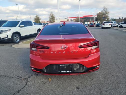 2020 Hyundai ELANTRA SEL