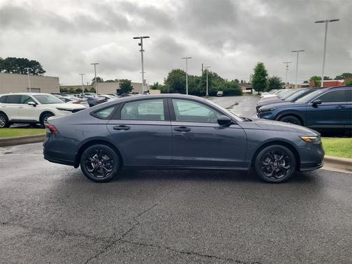 2025 Honda Accord Sport SE 1.5T