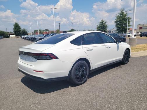 2025 Honda Accord Sport SE 1.5T