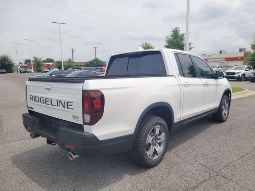 Platinum White Pearl 2026 Honda Ridgeline RTL