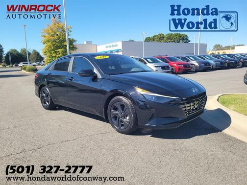 2022 Hyundai ELANTRA SEL