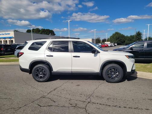 2025 Honda Pilot TrailSport