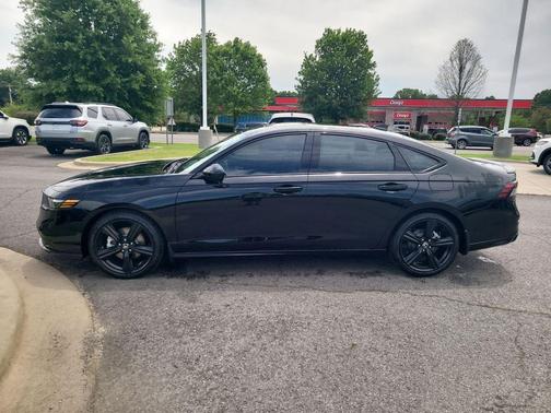Crystal Black Pearl 2026 Honda Accord Hybrid Sport-L