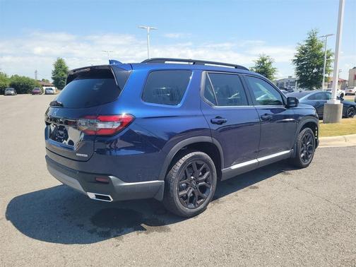 2025 Honda Pilot Touring 8-Passenger