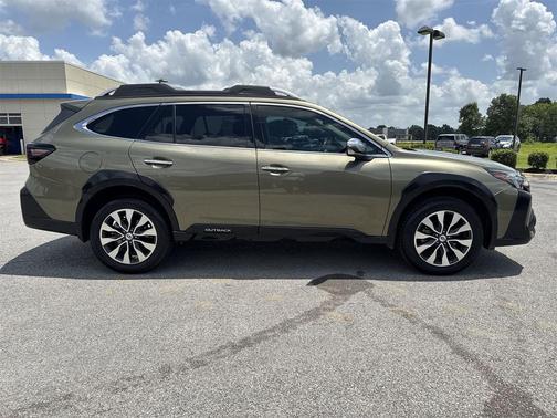 2025 Subaru Outback Touring