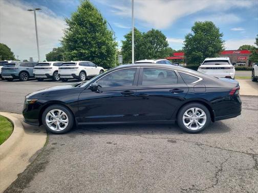 2025 Honda Accord LX 1.5T