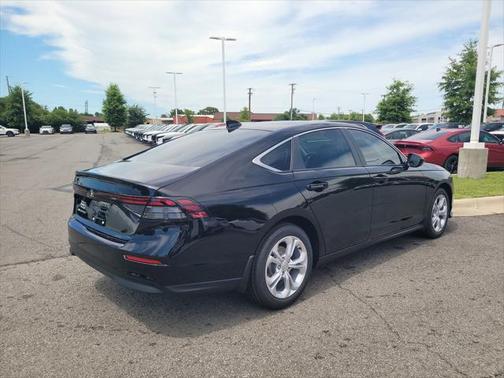 2025 Honda Accord LX 1.5T