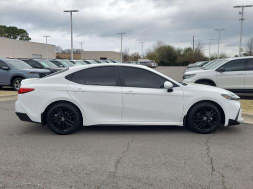 2025 Toyota Camry XLE