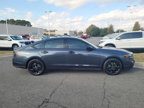 2025 Honda Accord Sport SE 1.5T