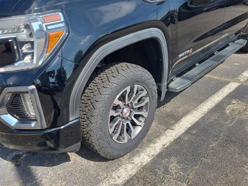 2019 GMC Sierra 1500 AT4