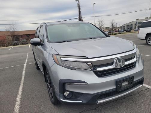 2020 Honda Pilot Touring 8-Passenger