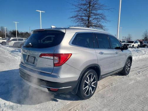 2020 Honda Pilot Touring 8-Passenger
