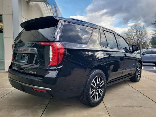 2024 GMC Yukon 4WD AT4