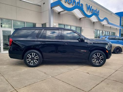 2024 GMC Yukon 4WD AT4