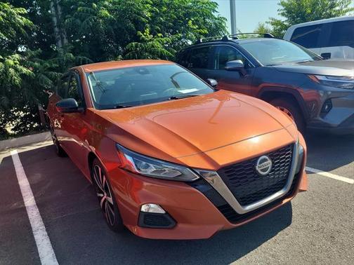 2021 Nissan Altima SR FWD