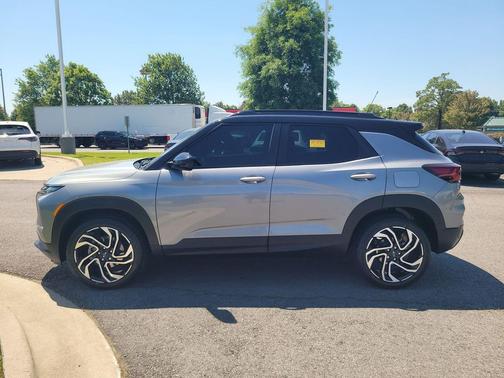 Sterling Gray Metallic 2025 Chevrolet Trailblazer RS