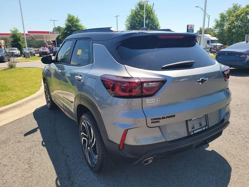 Sterling Gray Metallic 2025 Chevrolet Trailblazer RS