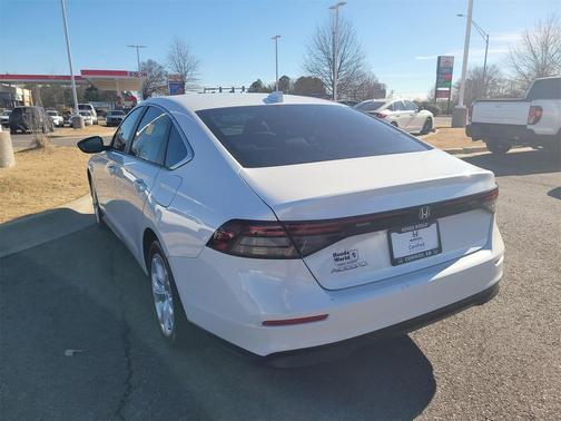 2024 Honda Accord LX 1.5T