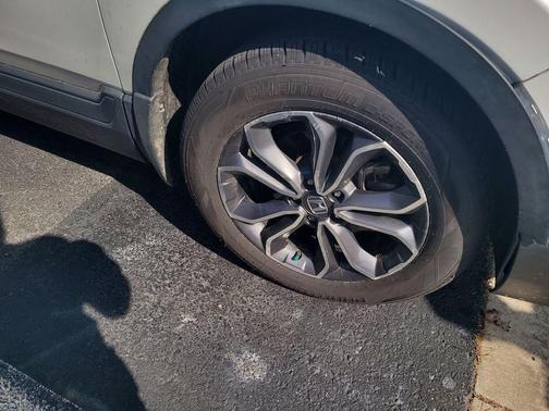 Platinum White Pearl 2021 Honda CR-V 2WD EX