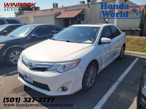 Super White 2012 Toyota Camry XLE