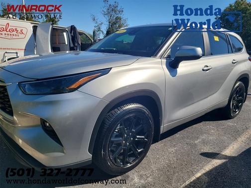 2023 Toyota Highlander LE