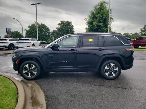2023 Jeep Grand Cherokee 4xe Base