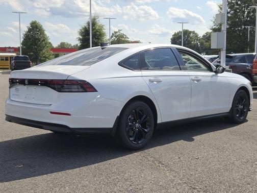 2025 Honda Accord Sport SE 1.5T