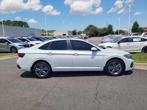 2024 Volkswagen Jetta 1.5T SE