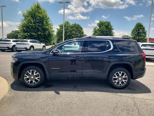 2023 GMC Acadia AWD SLT