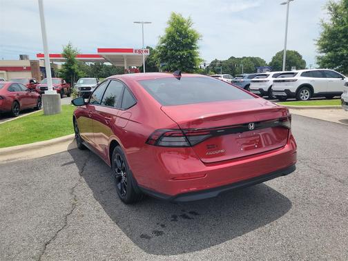 2025 Honda Accord Sport SE 1.5T