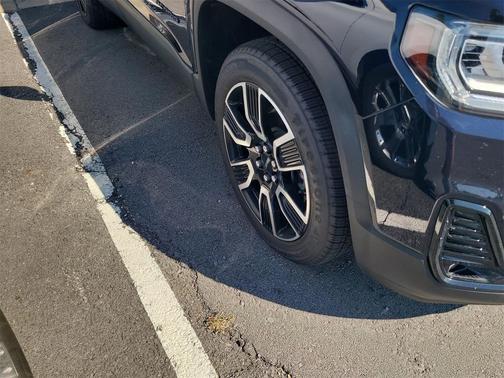 2021 GMC Acadia FWD SLT