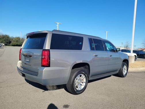 2019 Chevrolet Suburban LT