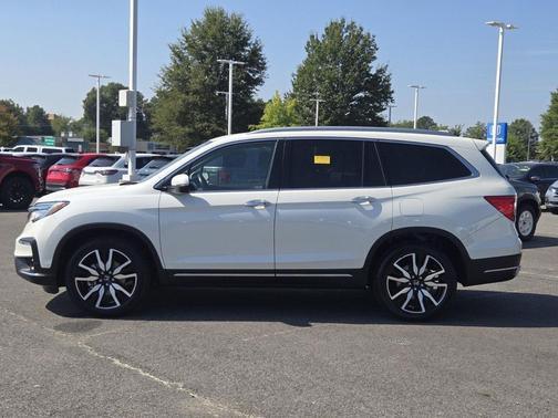 2019 Honda Pilot Touring 8-Passenger