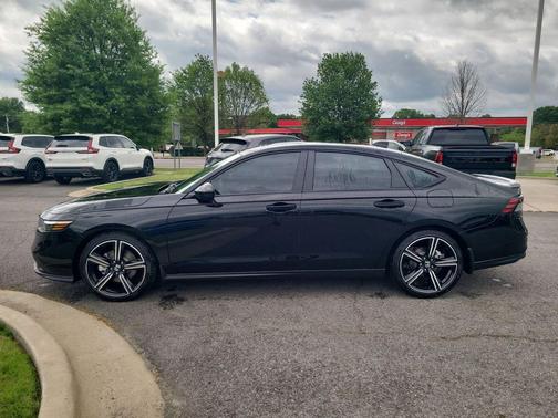 Crystal Black Pearl 2026 Honda Accord Hybrid Sport