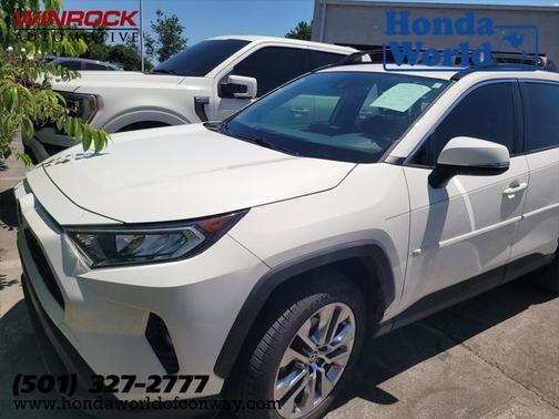 2020 Toyota RAV4 XLE Premium