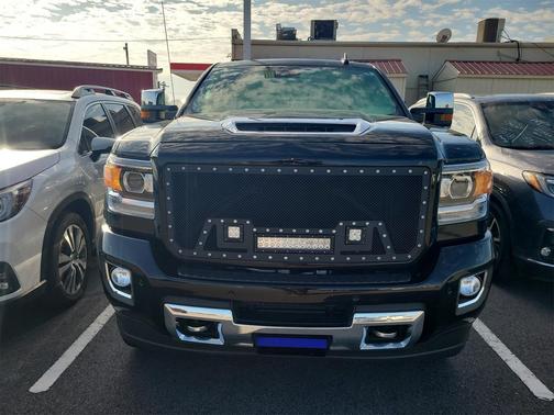 2017 GMC Sierra 2500 Denali