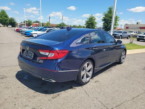 Obsidian Blue Pearl 2019 Honda Accord Touring 2.0T
