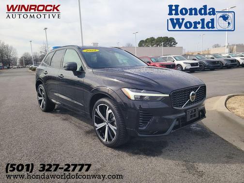 2022 Volvo XC60 Recharge Plug-In Hybrid T8 R-Design