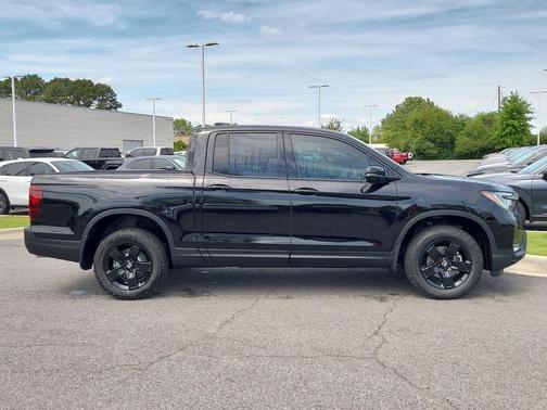 Crystal Black Pearl 2026 Honda Ridgeline Black