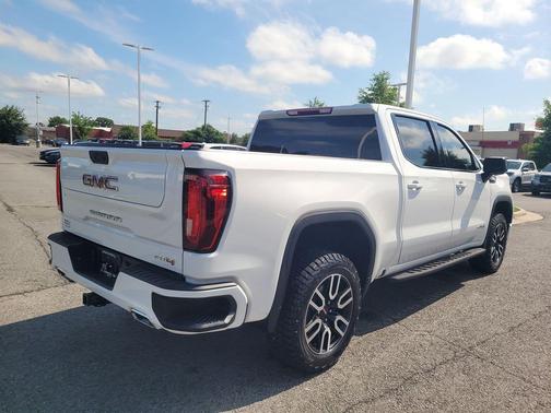 Summit White 2024 GMC Sierra 1500 Pro