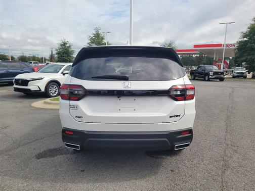 2025 Honda Pilot Sport