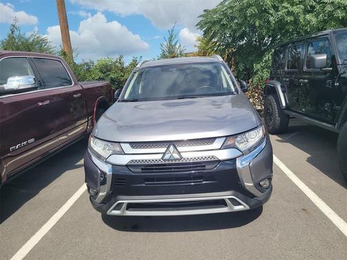 2020 Mitsubishi Outlander SEL