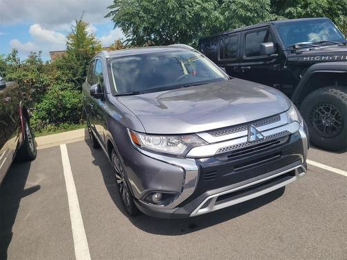 2020 Mitsubishi Outlander SEL