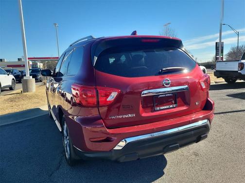 2020 Nissan Pathfinder SV 2WD